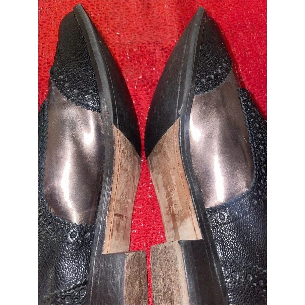 Women's Cole Haan Black Gold Wingtip Oxford Size 7.5B